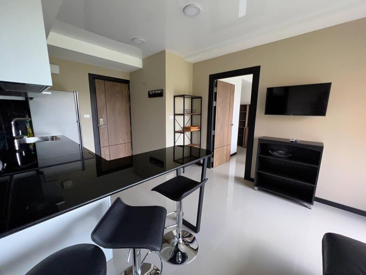 Naiharn Pearl Condo Hotel By Villacarte Nai Harn Quarto foto