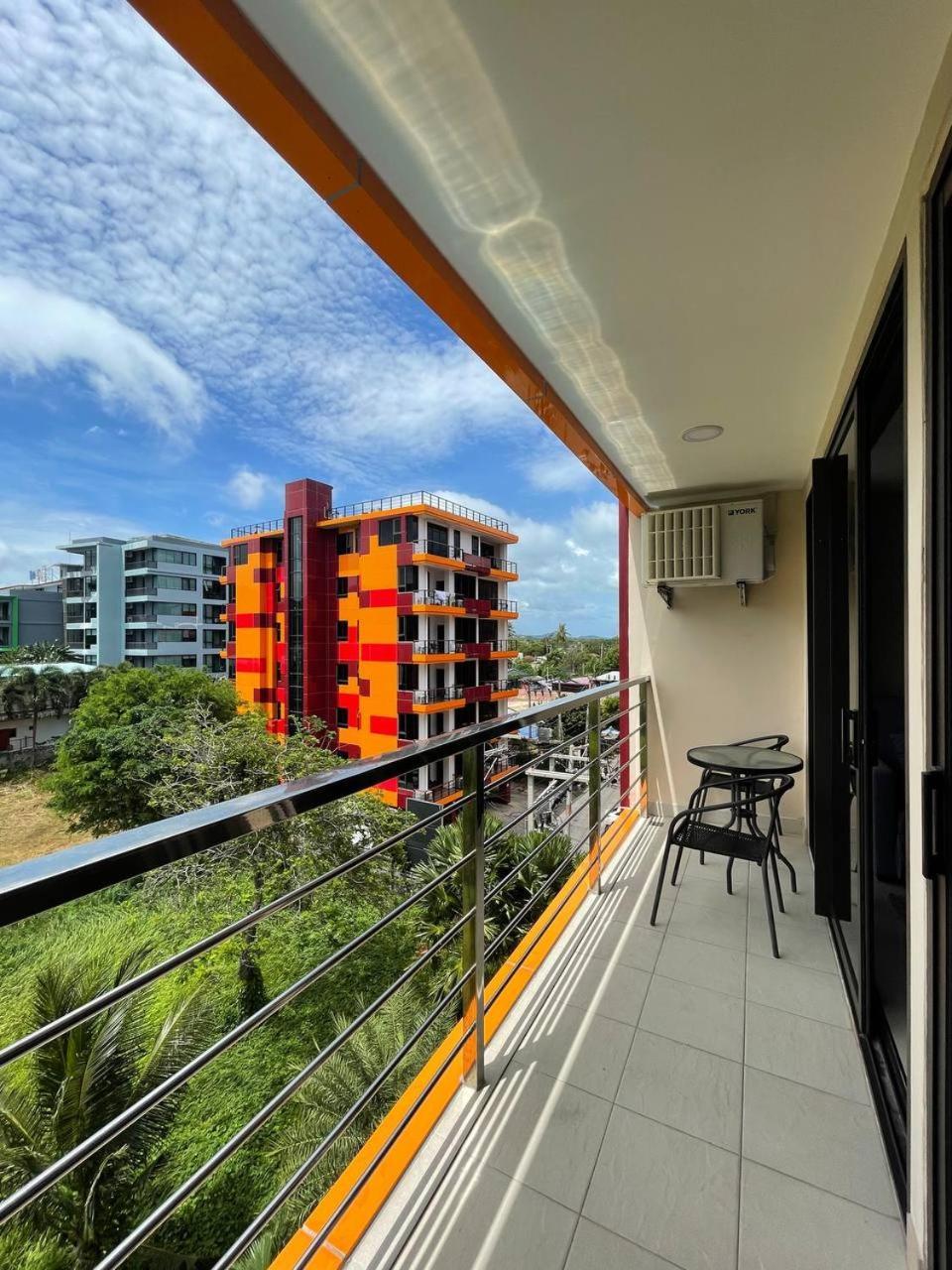 Naiharn Pearl Condo Hotel By Villacarte Nai Harn Quarto foto